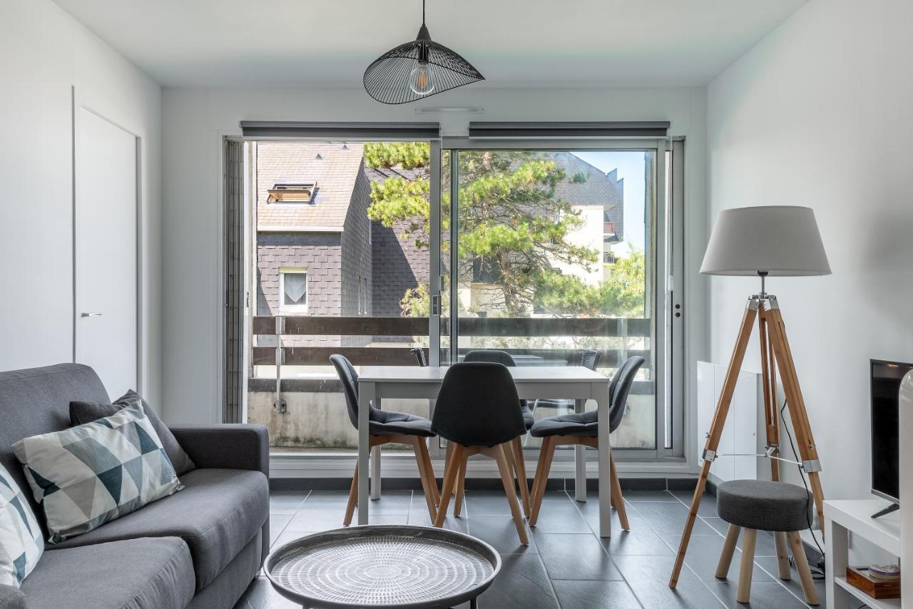 Appt Lumineux - Avec Balcon A 400M De La Plage Courseulles-sur-Mer Exterior photo